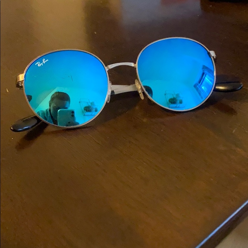 New Raybans! Great for all 4 seasons!